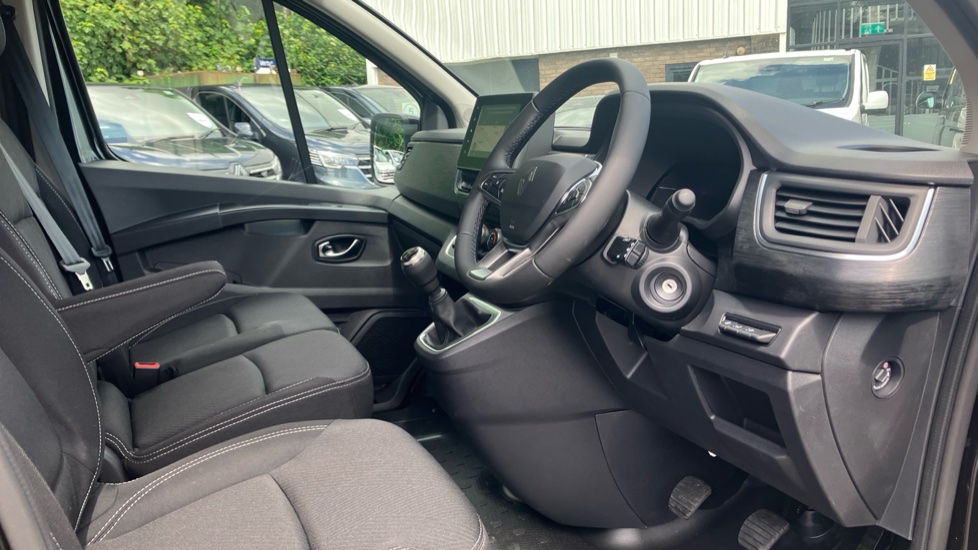 Renault Trafic Swb Diesel SL30 Blue dCi 130 Extra [Safety] Van - Image 6