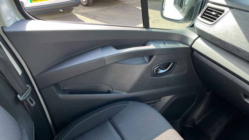 Renault Trafic Lwb Diesel LL30 Blue dCi 150 Extra [Safety] Van EAG9 - Image 22