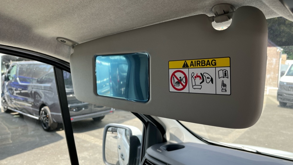 Renault Trafic Swb Diesel SL30 Blue dCi 150 Extra [Safety] Van - Image 24