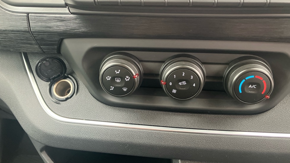 Renault Trafic Swb Diesel SL30 Blue dCi 150 Extra [Safety] Van - Image 28