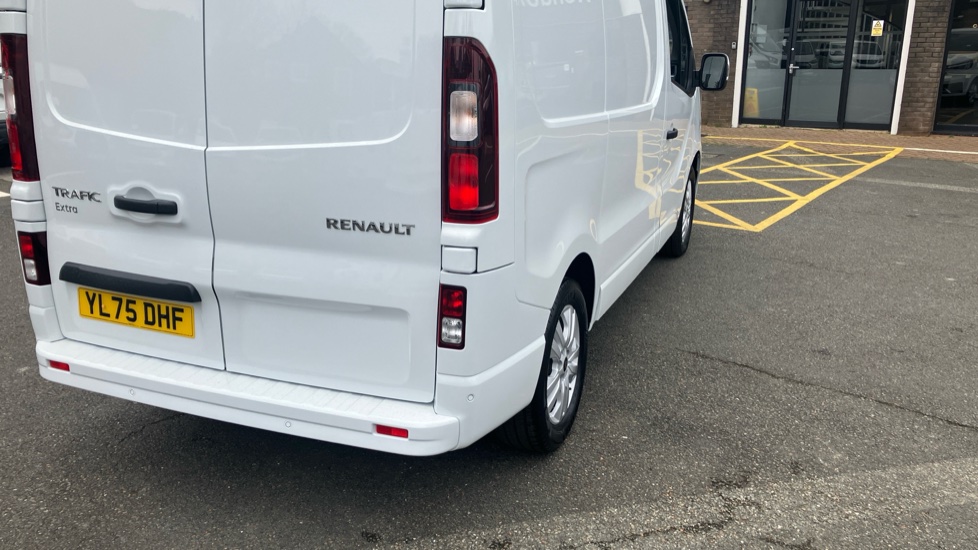 Renault Trafic Swb Diesel SL30 Blue dCi 150 Extra [Safety] Van - Image 32