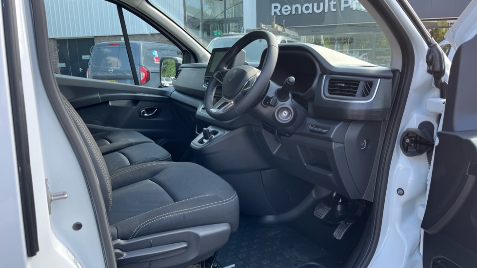 Renault Trafic Swb Diesel SL30 Blue dCi 150 Extra [Safety] Van EAG9 - Image 6