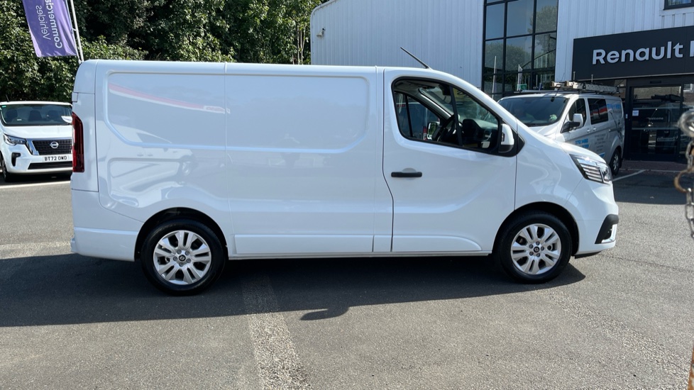 Renault Trafic Swb Diesel SL30 Blue dCi 150 Extra [Safety] Van EAG9 - Image 9