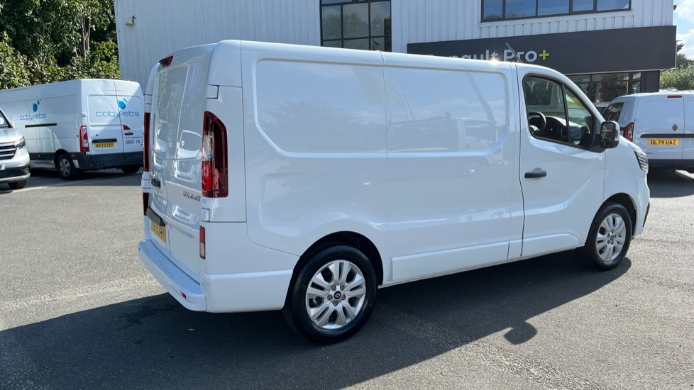 Renault Trafic Swb Diesel SL30 Blue dCi 150 Extra [Safety] Van EAG9 - Image 10