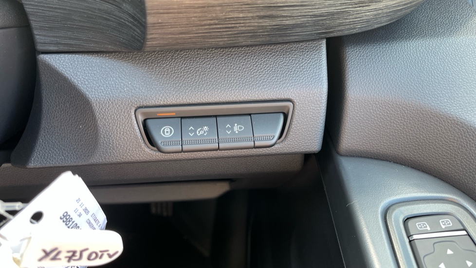 Renault Trafic Swb Diesel SL30 Blue dCi 150 Extra [Safety] Van EAG9 - Image 37