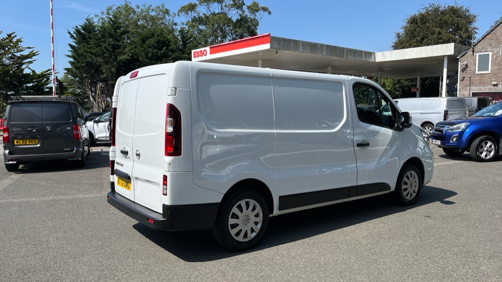 Nissan Primastar 28 L1 Diesel 2.0 dCi 110ps H1 Acenta Van - Image 10