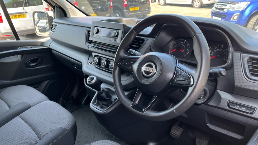Nissan Primastar 28 L1 Diesel 2.0 dCi 110ps H1 Acenta Van - Image 16
