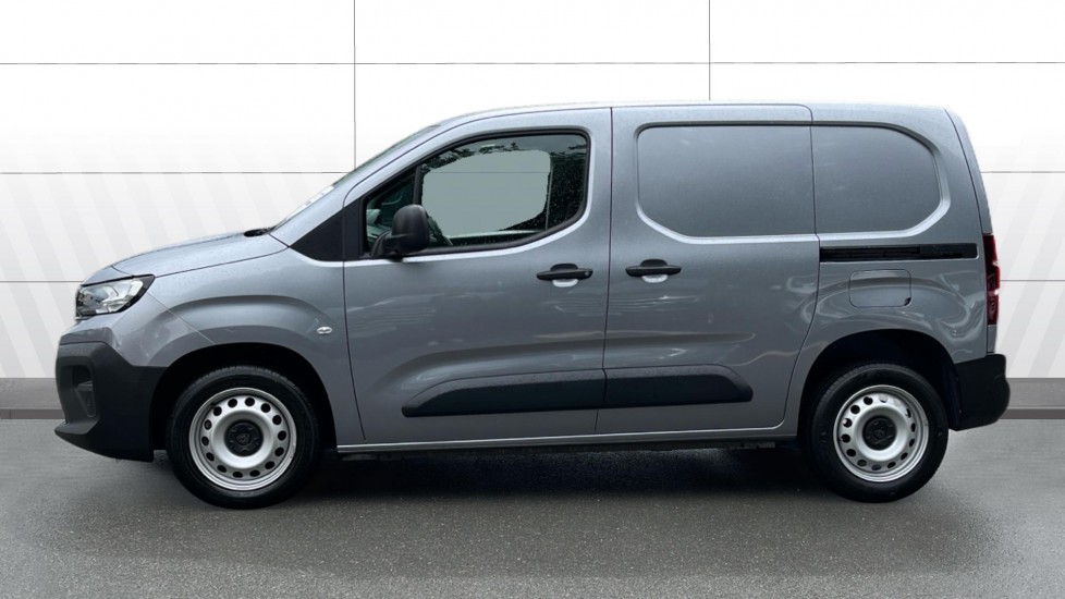 Peugeot Partner Standard Diesel 1.5 BlueHDi 100 Professional Van - Image 4