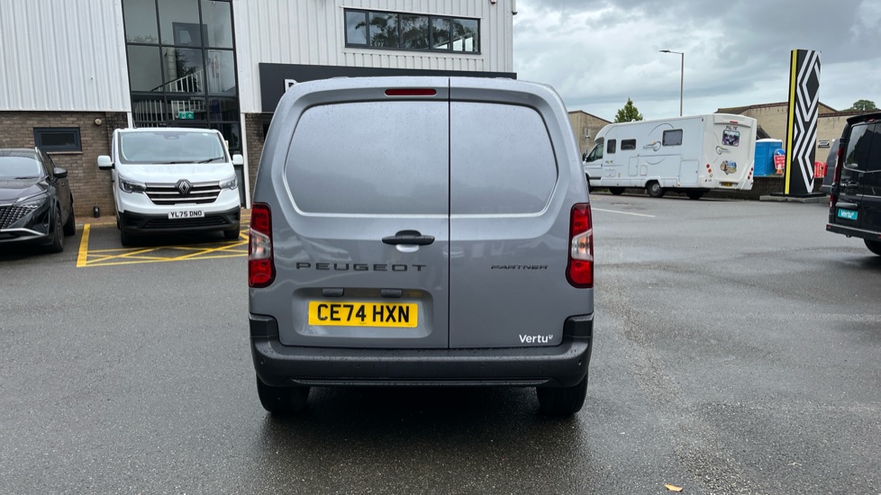 Peugeot Partner Standard Diesel 1.5 BlueHDi 100 Professional Van - Image 11