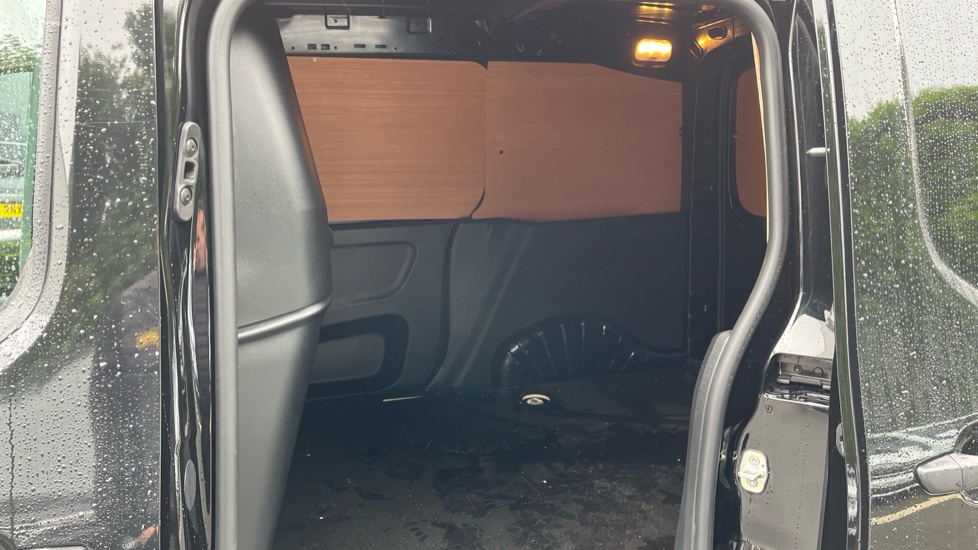 Peugeot Partner Standard Diesel 1.5 BlueHDi 100 Professional Van - Image 5
