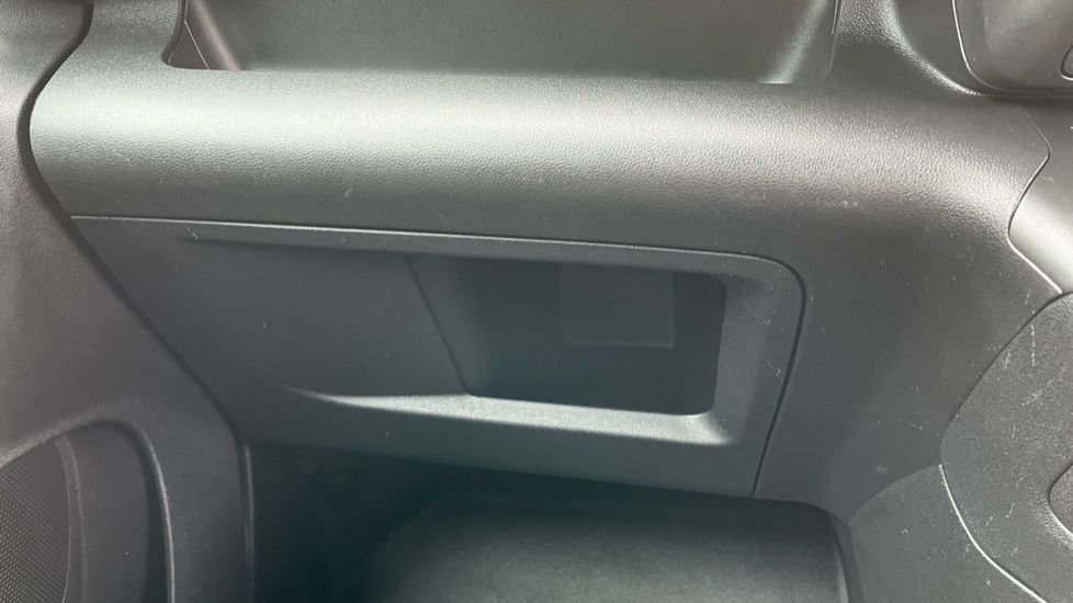 Peugeot Partner Standard Diesel 1.5 BlueHDi 100 Professional Van - Image 25