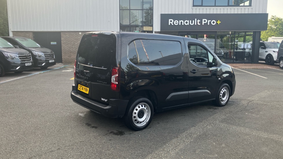 Peugeot Partner Standard Diesel 1.5 BlueHDi 100 Professional Van - Image 10