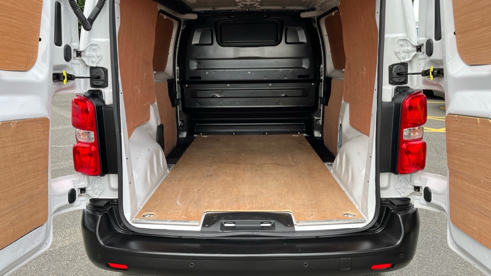 Citroen Dispatch M Diesel 1000 1.5 BlueHDi 100 Van Enterprise Edition - Image 12
