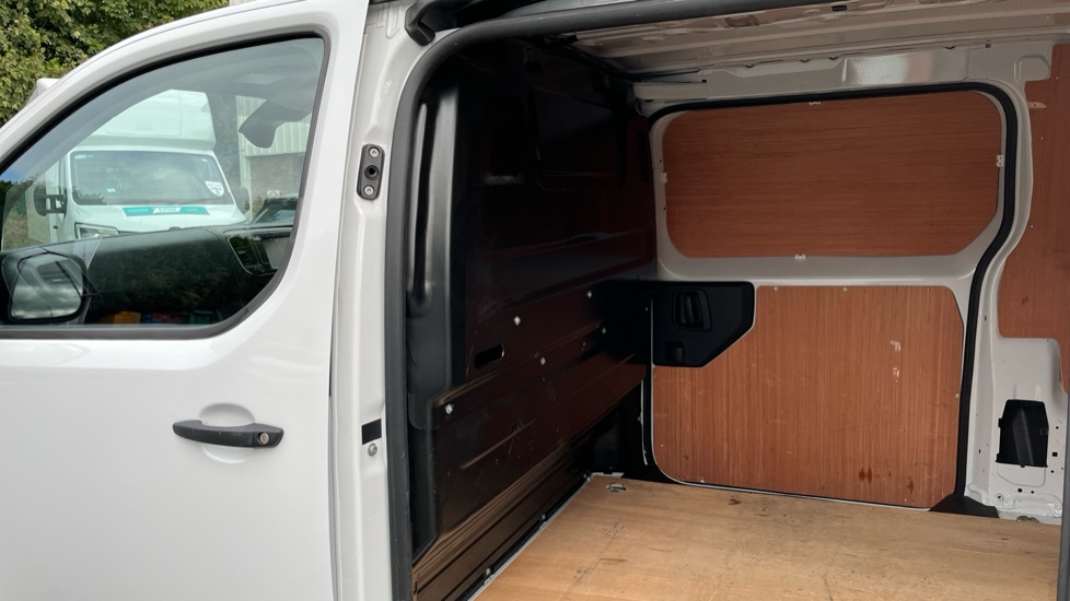 Citroen Dispatch M Diesel 1000 1.5 BlueHDi 100 Van Enterprise Edition - Image 18