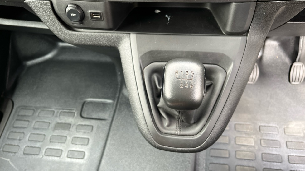 Citroen Dispatch M Diesel 1000 1.5 BlueHDi 100 Van Enterprise Edition - Image 27