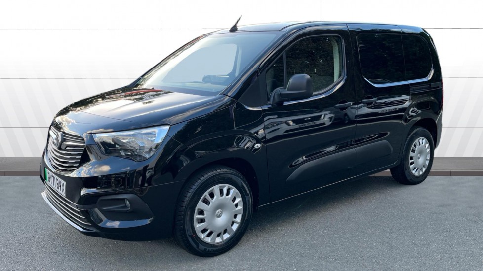 Vauxhall Combo Cargo E-L1 2300 100kW Sportive 50kWh H1 Van Auto - Image 7