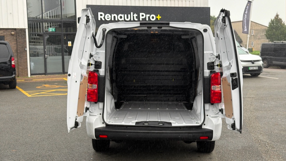 Vauxhall Vivaro L2 Diesel 1.5 Turbo D 120 Pro H1 Van - Image 3