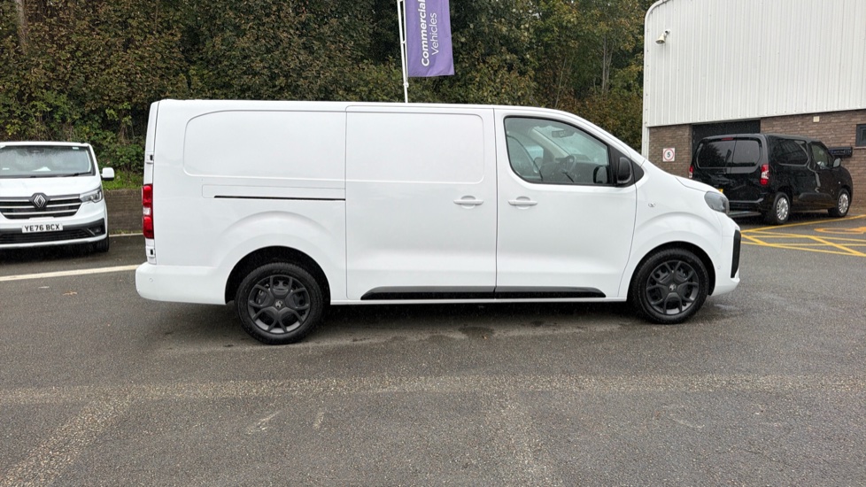 Vauxhall Vivaro L2 Diesel 1.5 Turbo D 120 Pro H1 Van - Image 9