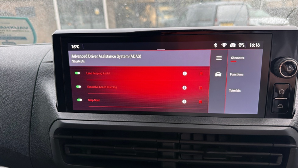 Vauxhall Vivaro L2 Diesel 1.5 Turbo D 120 Pro H1 Van - Image 26