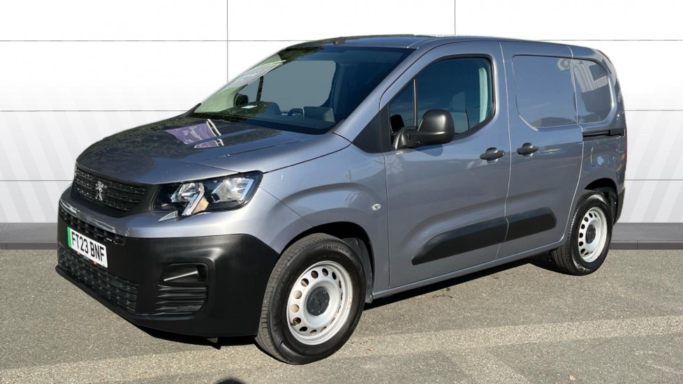 Peugeot Partner E-Standard 800 100kW 50kWh Professional Premium + Van Auto - Image 7