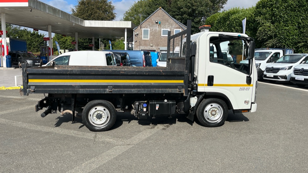 Isuzu Trucks N35 .125S Grafter Swb Diesel Tipper - Image 9