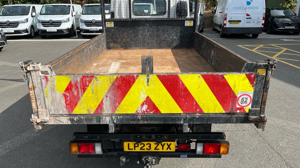 Isuzu Trucks N35 .125S Grafter Swb Diesel Tipper - Image 12