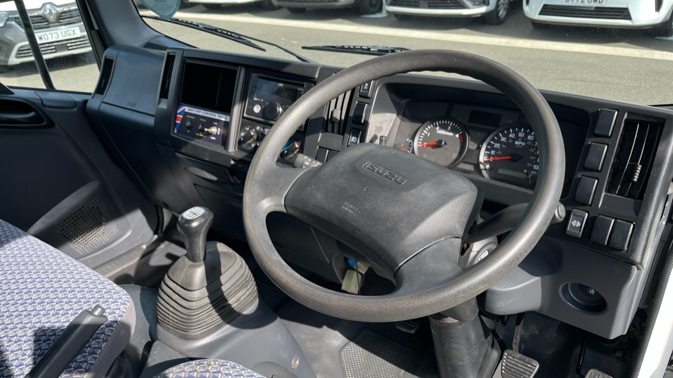 Isuzu Trucks N35 .125S Grafter Swb Diesel Tipper - Image 16