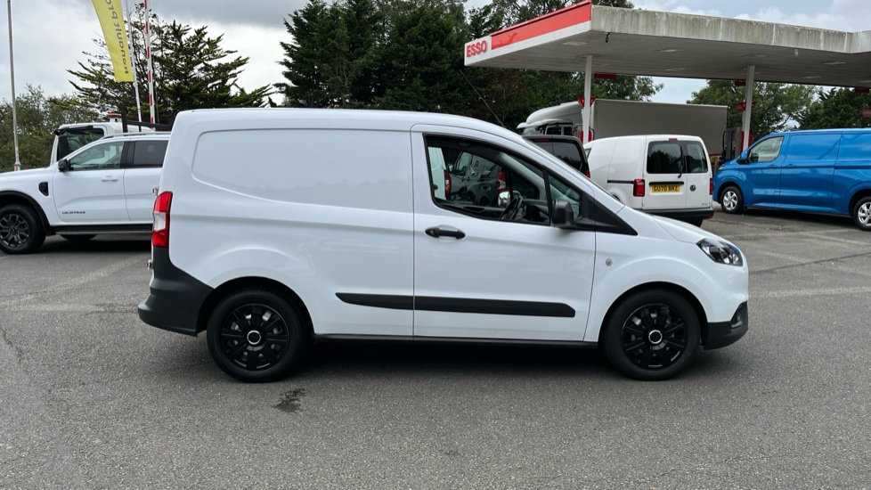 Ford Transit Courier Petrol 1.0 EcoBoost Leader Van [6 Speed] - Image 9