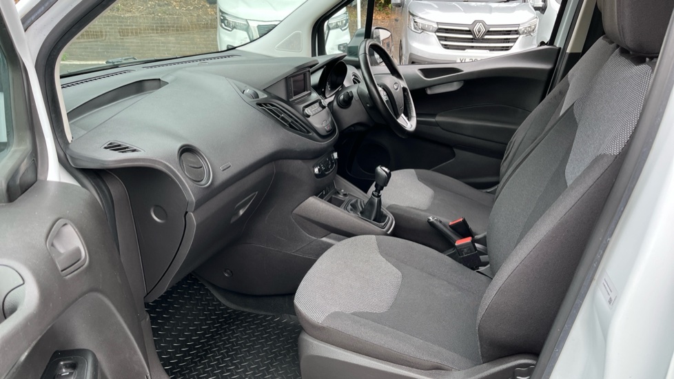 Ford Transit Courier Petrol 1.0 EcoBoost Leader Van [6 Speed] - Image 13