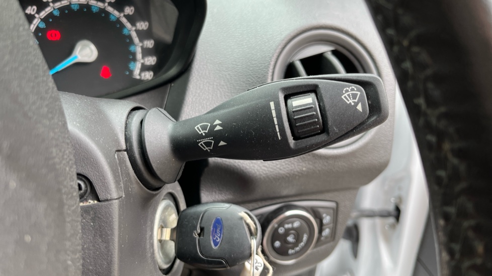 Ford Transit Courier Petrol 1.0 EcoBoost Leader Van [6 Speed] - Image 36