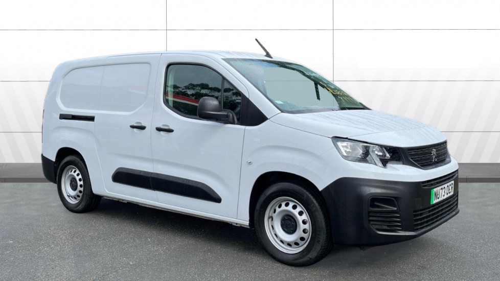 Peugeot Partner E-Long 750 100kW 50kWh Professional Premium + Van Auto - Image 1