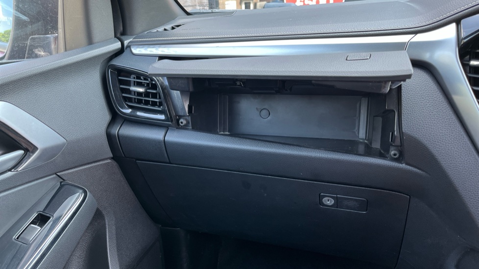 Isuzu D-Max Diesel 1.9 DL40 Double Cab 4x4 Auto - Image 26