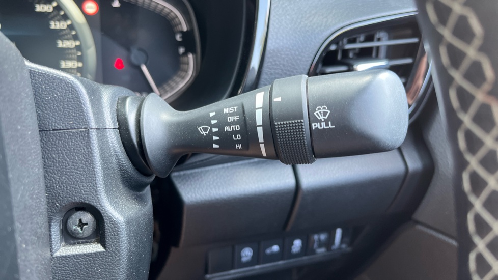 Isuzu D-Max Diesel 1.9 DL40 Double Cab 4x4 Auto - Image 40