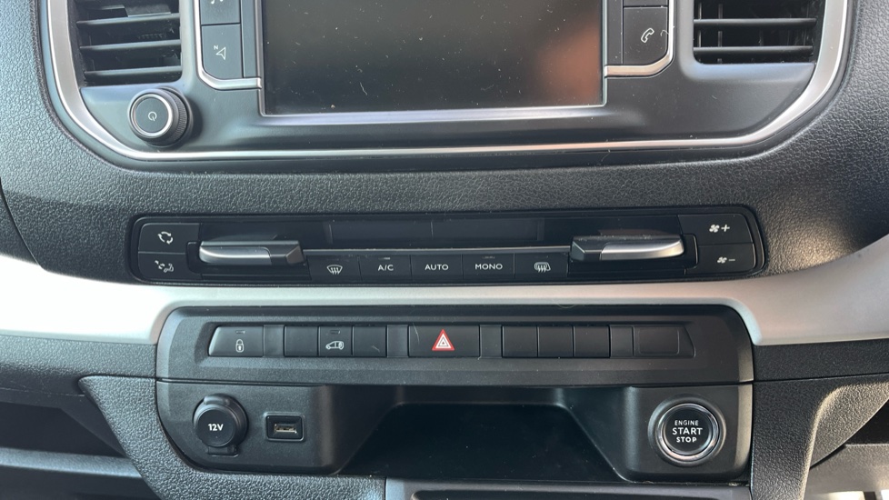 Vauxhall Vivaro L1 Diesel 3100 2.0d 180PS GS H1 Van Auto - Image 30