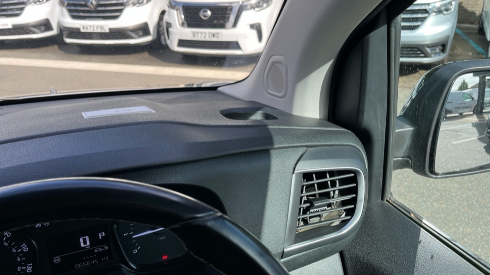 Vauxhall Vivaro L1 Diesel 3100 2.0d 180PS GS H1 Van Auto - Image 46