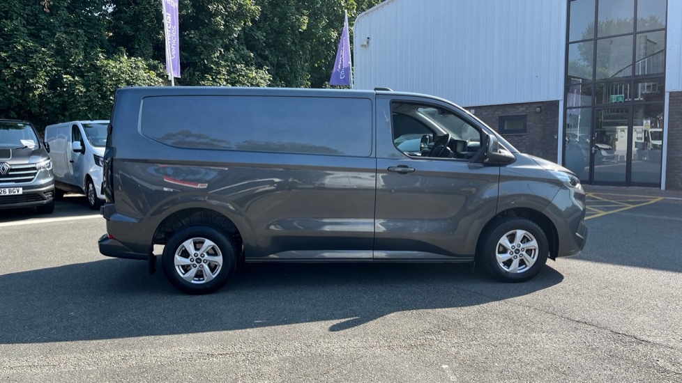 Ford Transit Custom 300 L1 Diesel Fwd 2.0 EcoBlue 136ps H1 Van Limited - Image 9