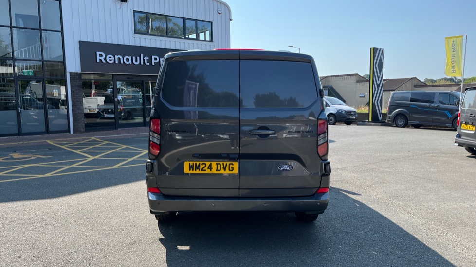 Ford Transit Custom 300 L1 Diesel Fwd 2.0 EcoBlue 136ps H1 Van Limited - Image 11