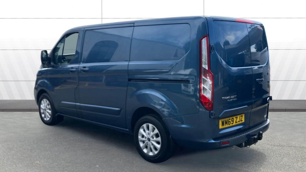 Ford Transit Custom 300 L1 Diesel Fwd 2.0 EcoBlue 130ps Low Roof Limited Van - Image 2