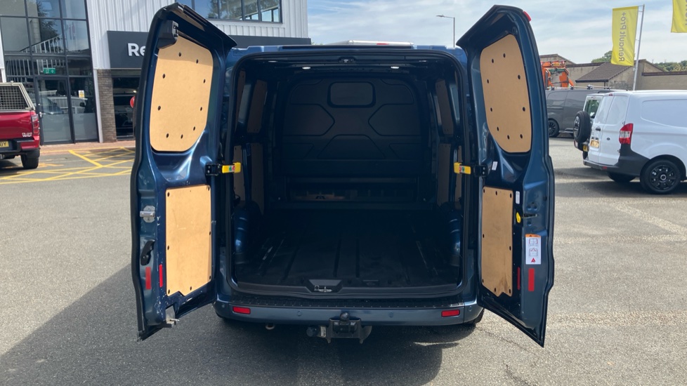 Ford Transit Custom 300 L1 Diesel Fwd 2.0 EcoBlue 130ps Low Roof Limited Van - Image 3