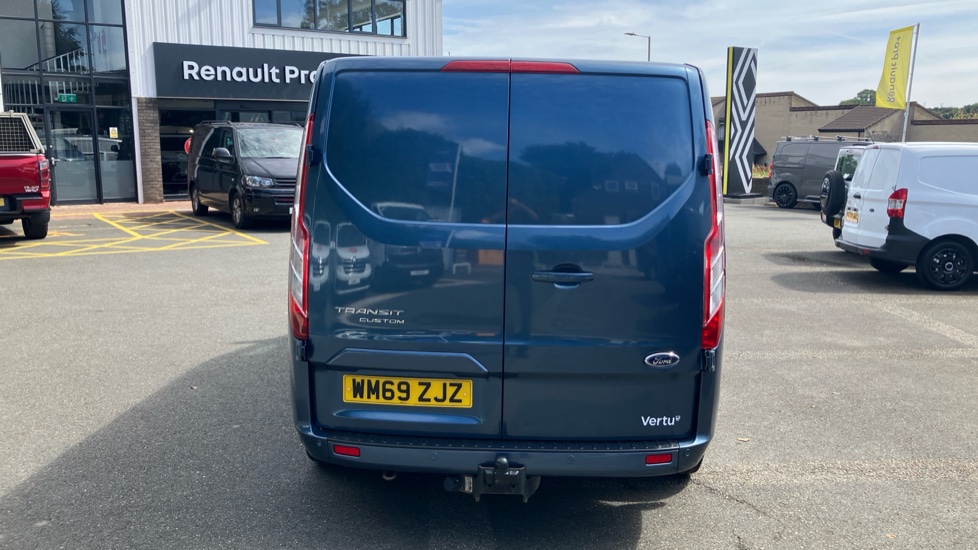 Ford Transit Custom 300 L1 Diesel Fwd 2.0 EcoBlue 130ps Low Roof Limited Van - Image 11