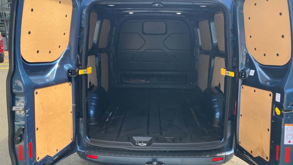 Ford Transit Custom 300 L1 Diesel Fwd 2.0 EcoBlue 130ps Low Roof Limited Van - Image 12