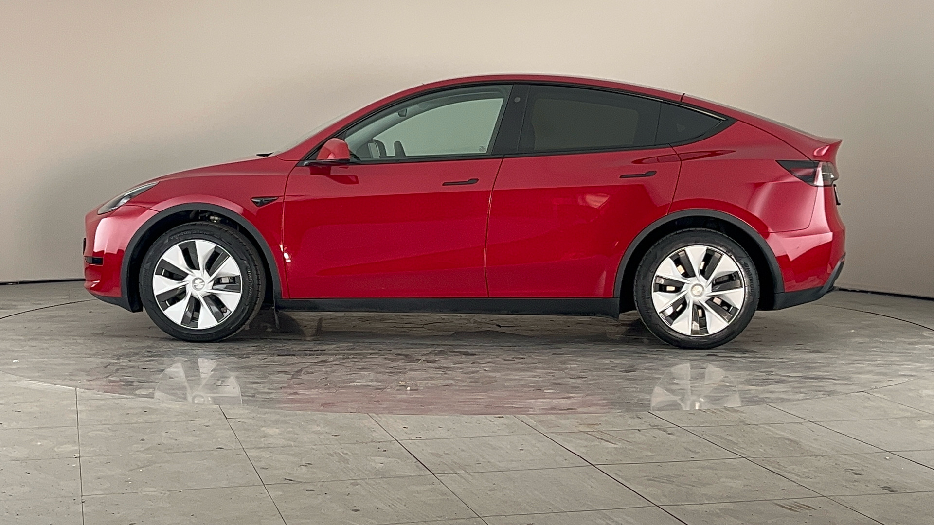 Tesla Model Y RWD 5dr Auto