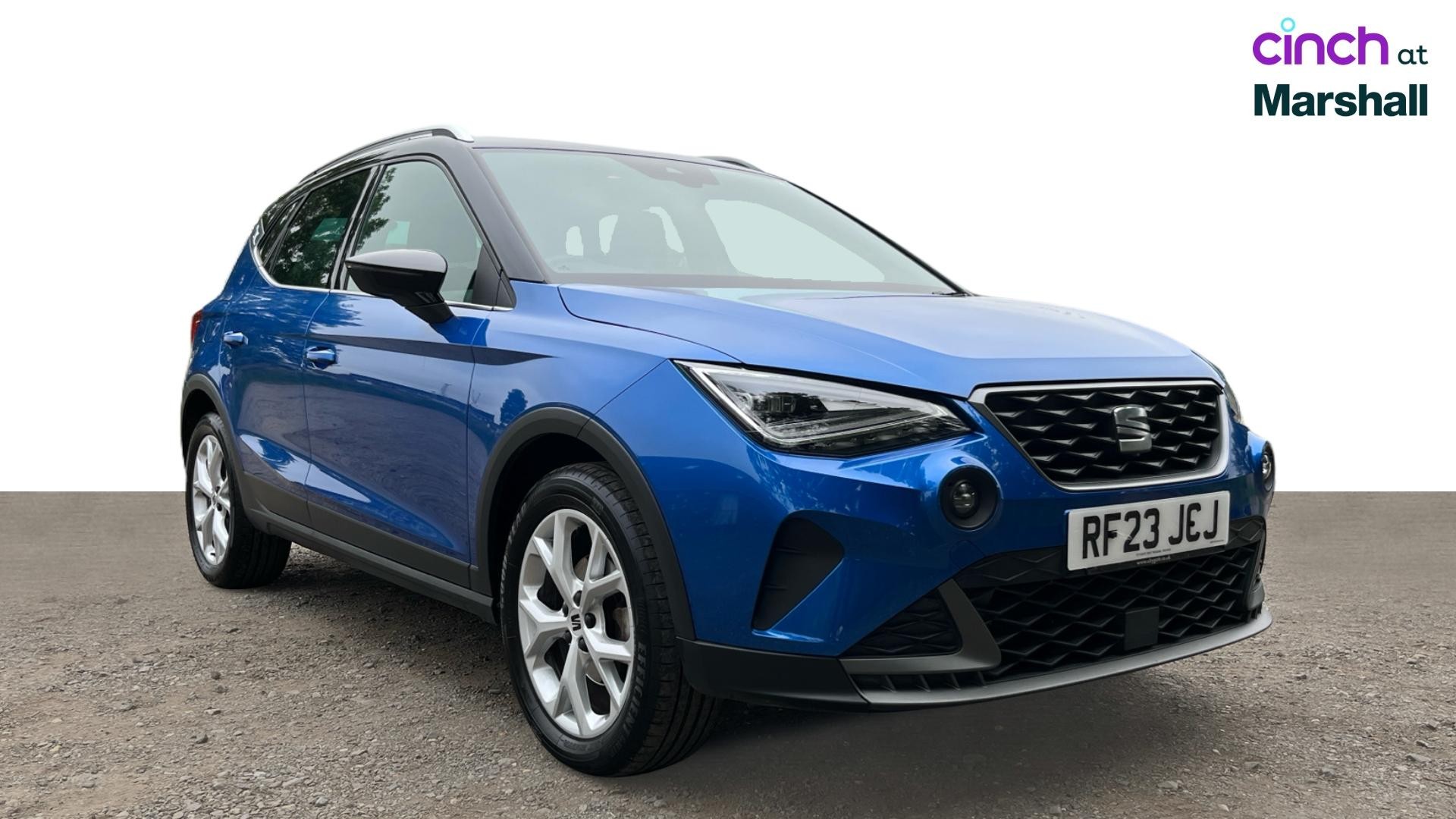 SEAT Arona listing photo