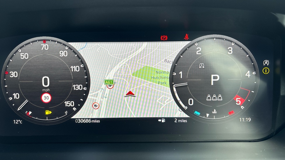 Land Rover Defender 3.0 D250 XS Edition 110 5dr Auto Diesel Estate - Image 16