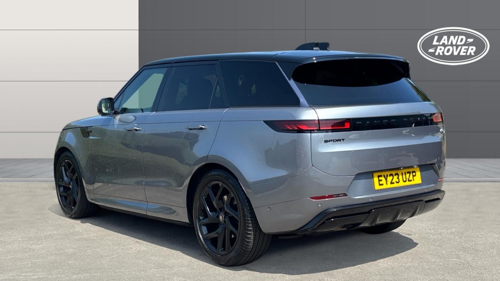 Land Rover Range Rover Sport 3.0 D300 Dynamic SE 5dr Auto Diesel Estate - Image 2