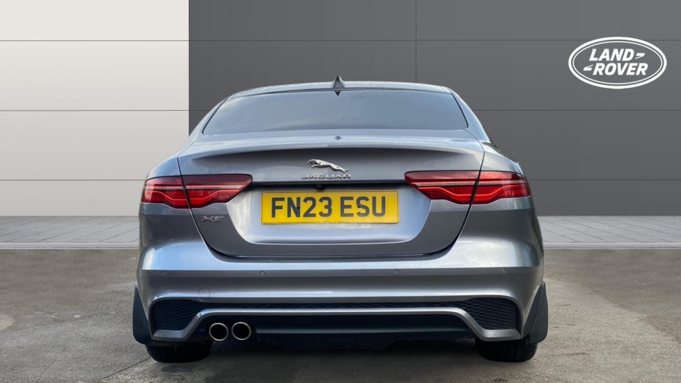 Jaguar XE 2.0 D200 R-Dynamic SE 4dr Auto Diesel Saloon - Image 6