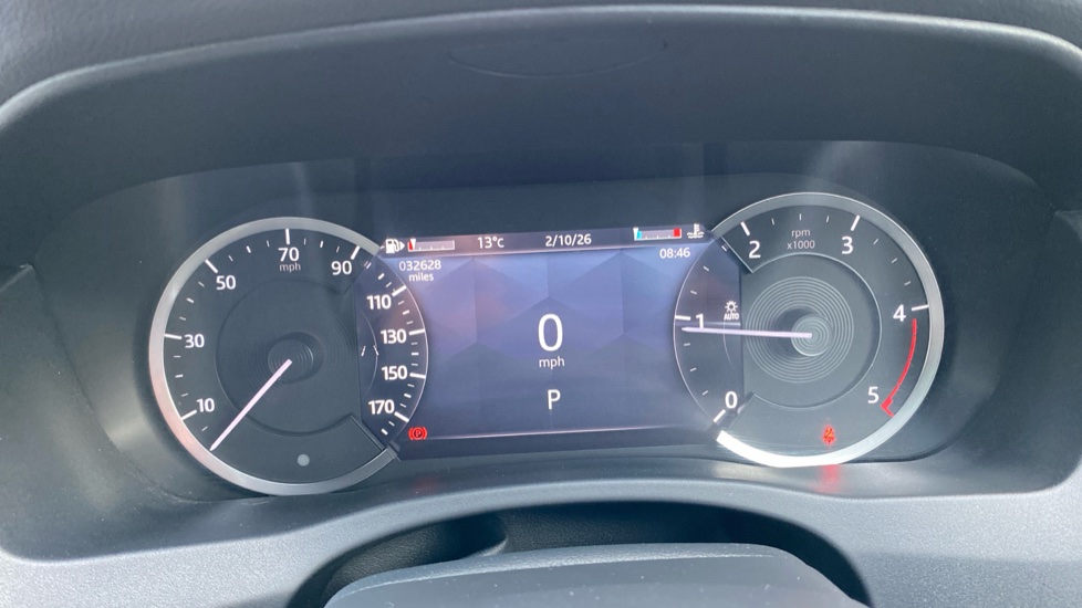 Jaguar XE 2.0 D200 R-Dynamic SE 4dr Auto Diesel Saloon - Image 16