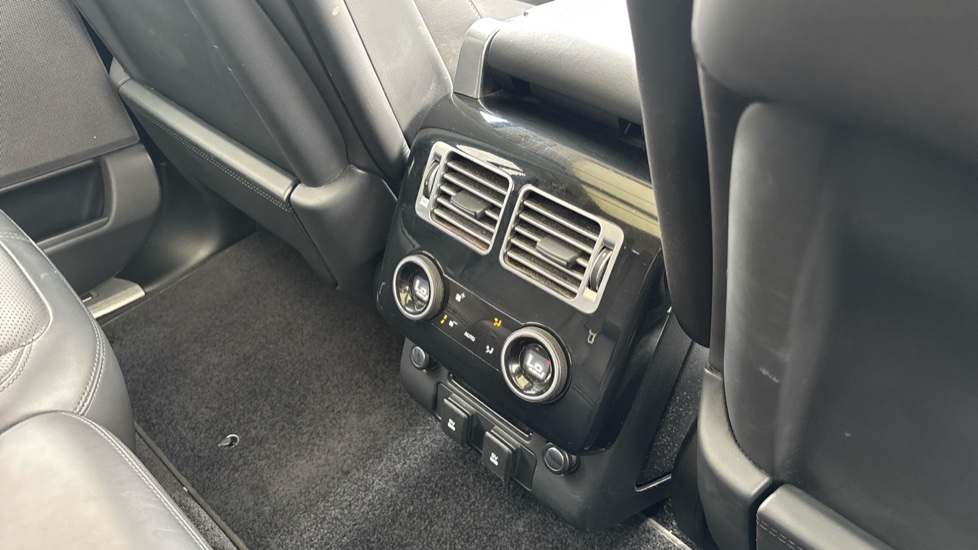 Land Rover Range Rover 3.0 SDV6 Westminster 4dr Auto Diesel Estate - Image 18