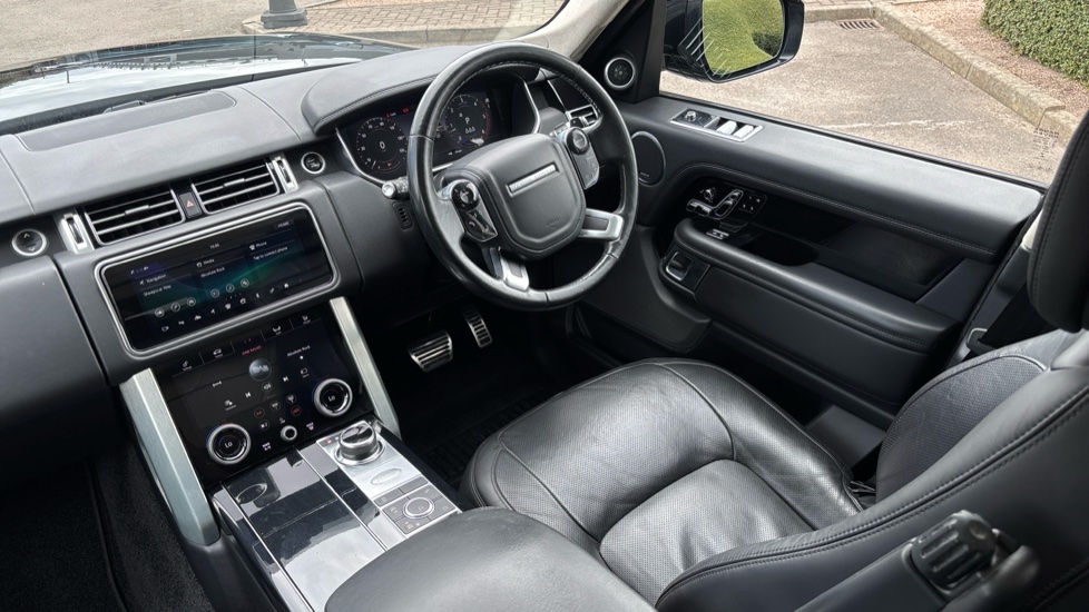 Land Rover Range Rover 3.0 SDV6 Westminster 4dr Auto Diesel Estate - Image 32