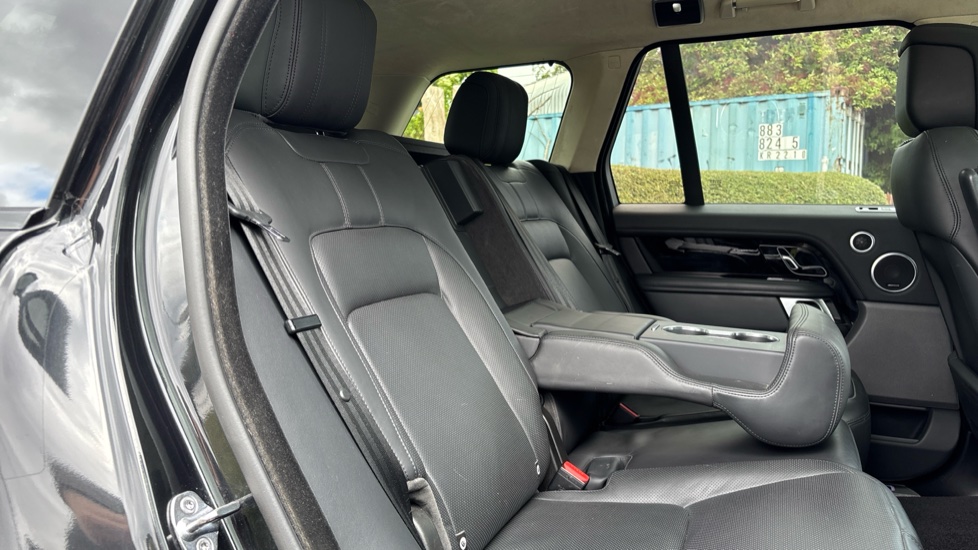 Land Rover Range Rover 3.0 SDV6 Westminster 4dr Auto Diesel Estate - Image 34